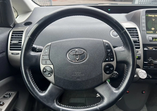 Toyota Prius cena 29900 przebieg: 218000, rok produkcji 2009 z Głogów Małopolski małe 232